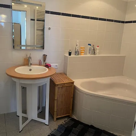 Spacious Urban Home L Self Checkin Apartman