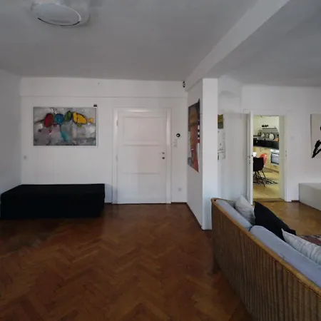 Spacious Urban Home L Self Checkin Graz