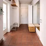 Urbanes Design-apartment Für Große Gruppen Mit 2 Balkonen Apartamento *