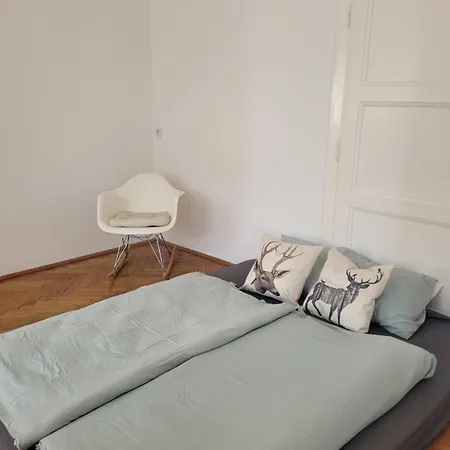 Elegant & Spacious Apartment In Graziself Check-In Apartment Graz