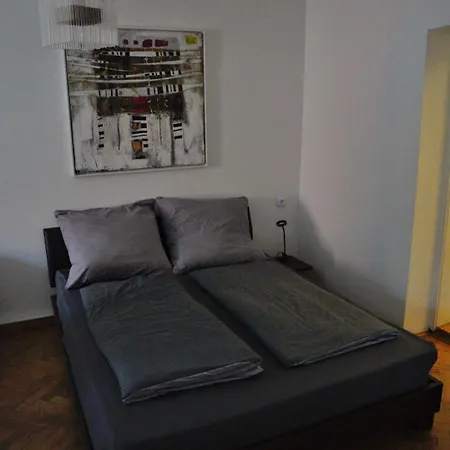 Urban Flat L Self Checkin *