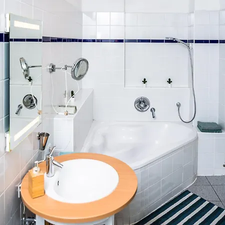 Elegant & Spacious Apartment In Graziself Check-In