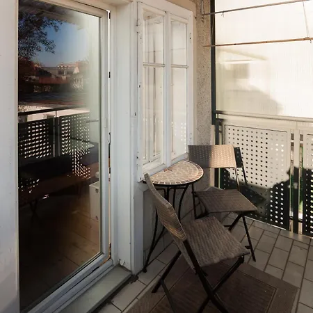 Elegant & Spacious Apartment In Graziself Check-In غراتس