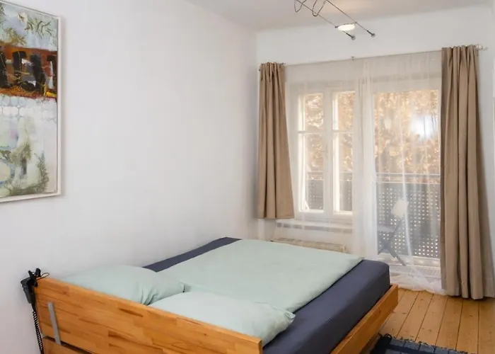 Urbanes Design-apartment Fuer Grosse Gruppen Mit 2 Balkonen * גראץ