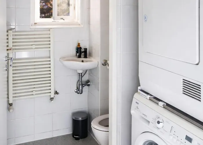 Appartamento Urbanes Design-apartment Fuer Grosse Gruppen Mit 2 Balkonen *