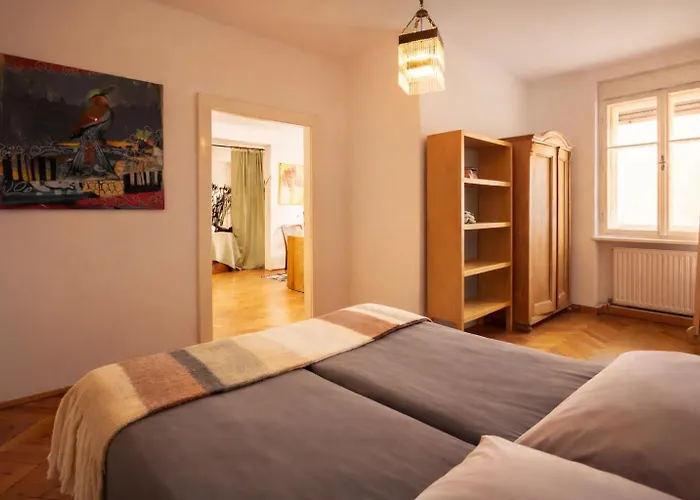 Appartamento Urbanes Design-apartment Fuer Grosse Gruppen Mit 2 Balkonen